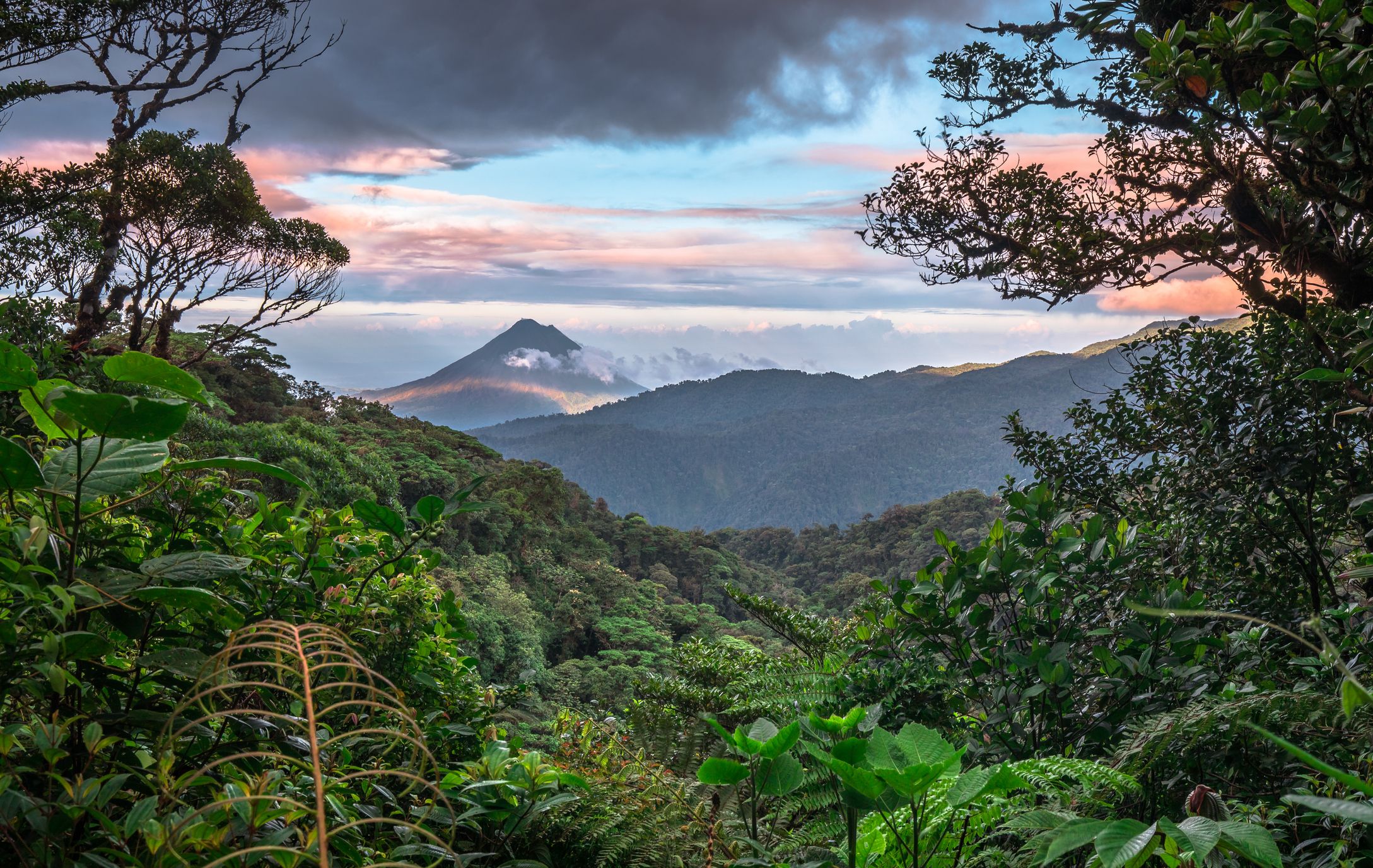 Mountain landscape at Monteverde, Costa Rica